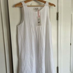 Vineyard Vines White shift dress